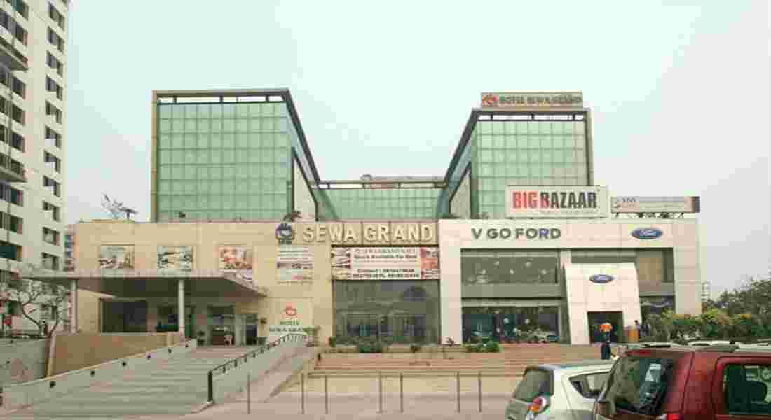 banquet halls in mathura road