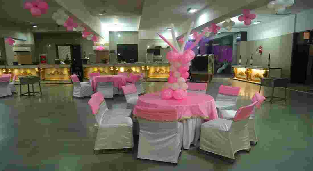 banquet halls in pandav nagar