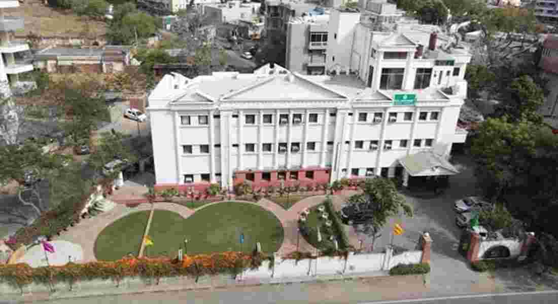 banquet halls in bani park