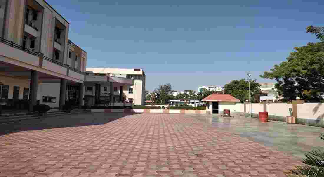 banquet halls in bani park