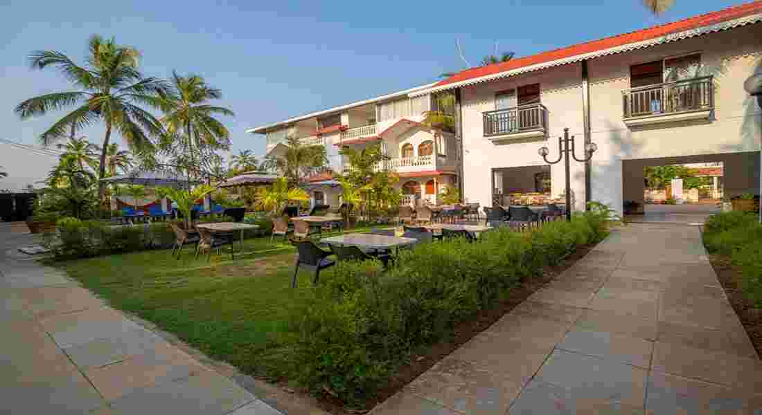 banquet halls in morjim