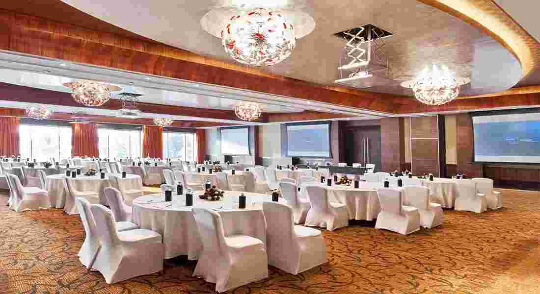 banquet halls in juhu