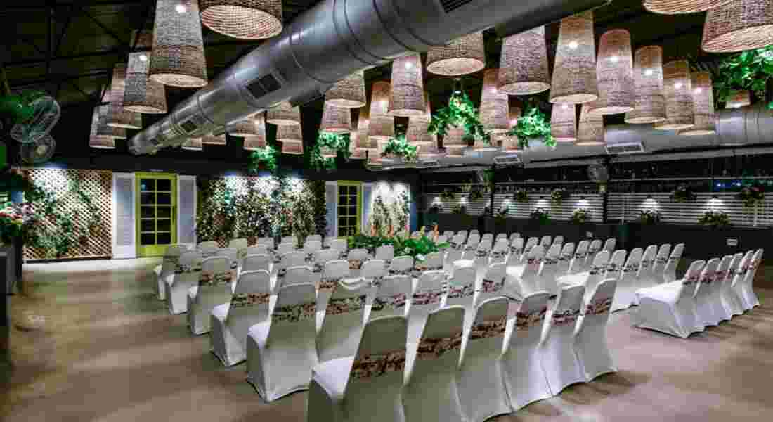 banquet halls in andheri east