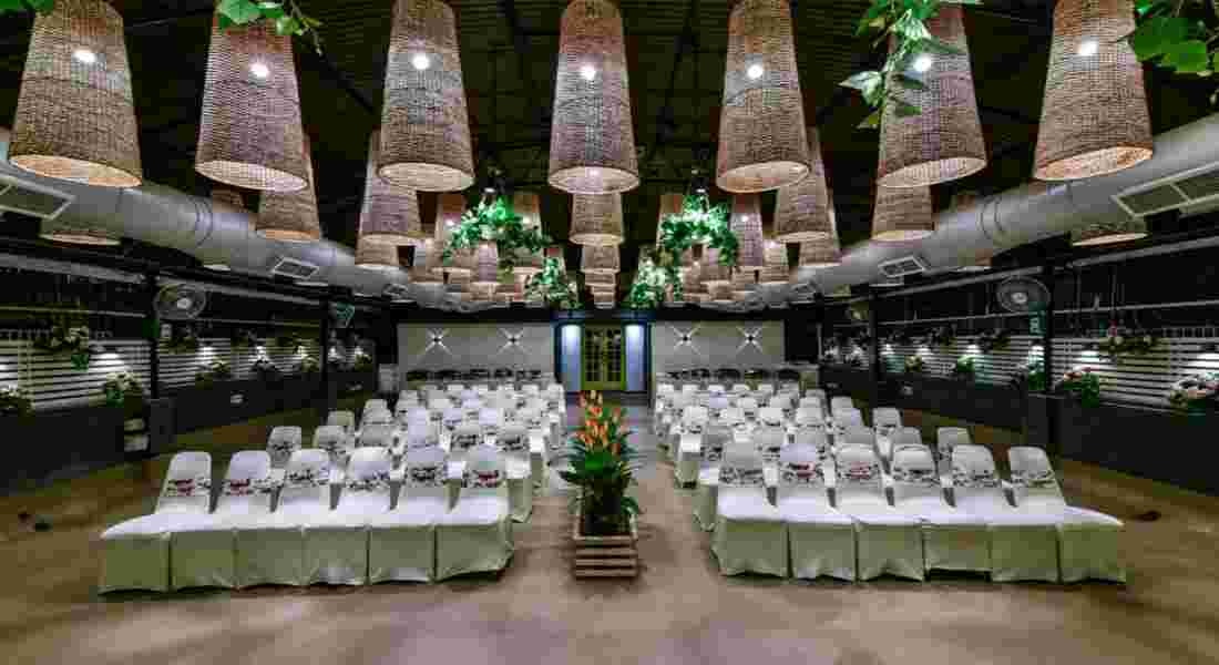 banquet halls in andheri east