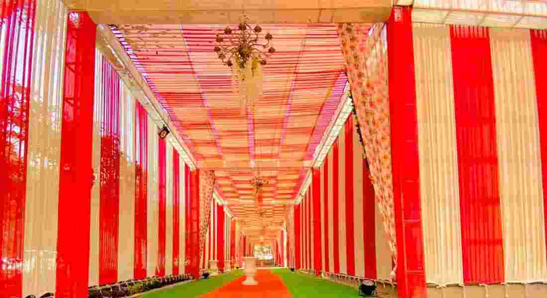 banquet halls in garh road