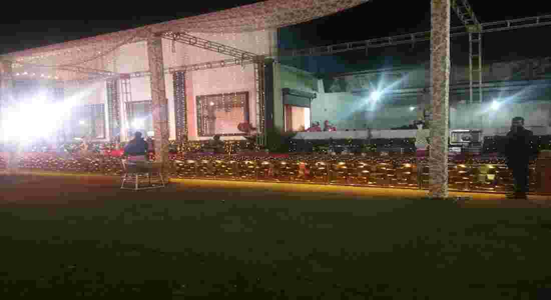 banquet halls in garh road