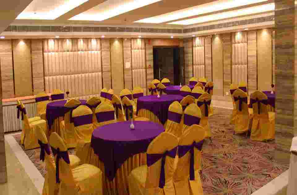 banquet halls in sector 10