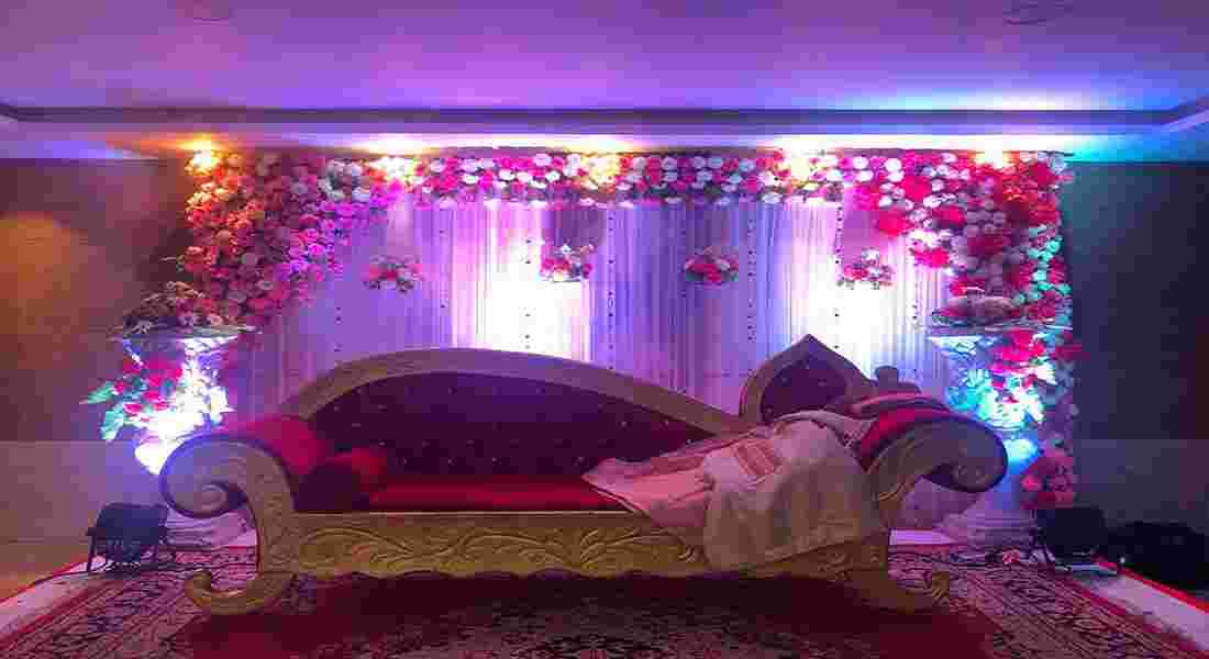 small function halls in qaisar bagh