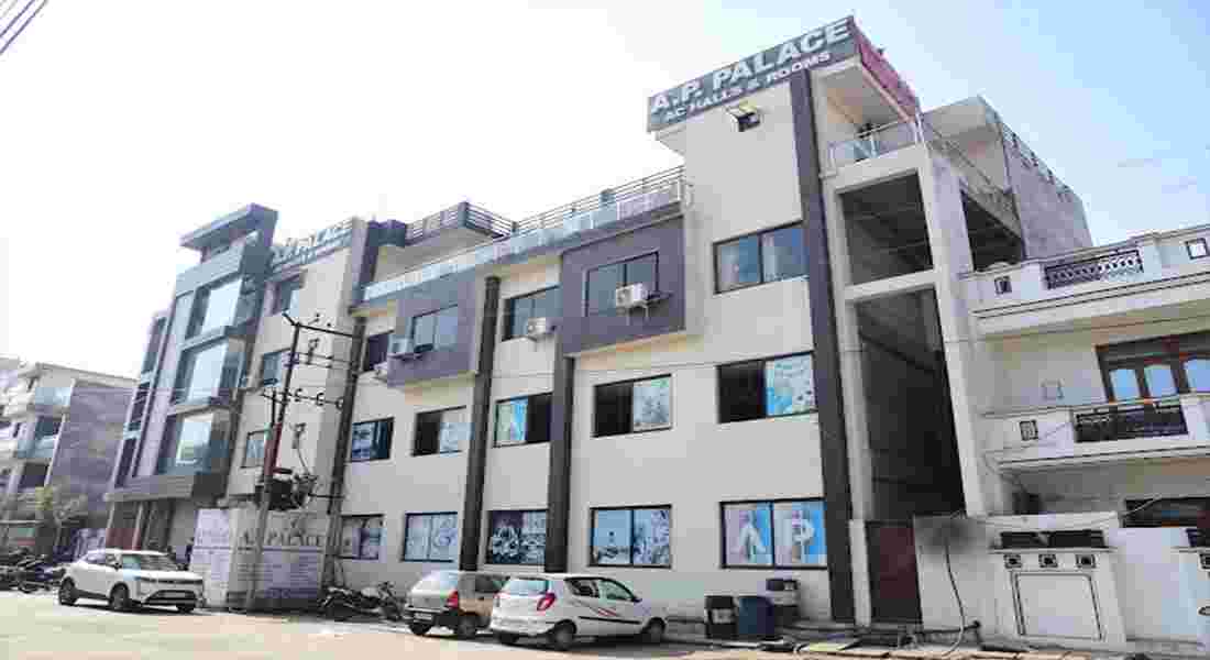 banquet halls in kanpur road