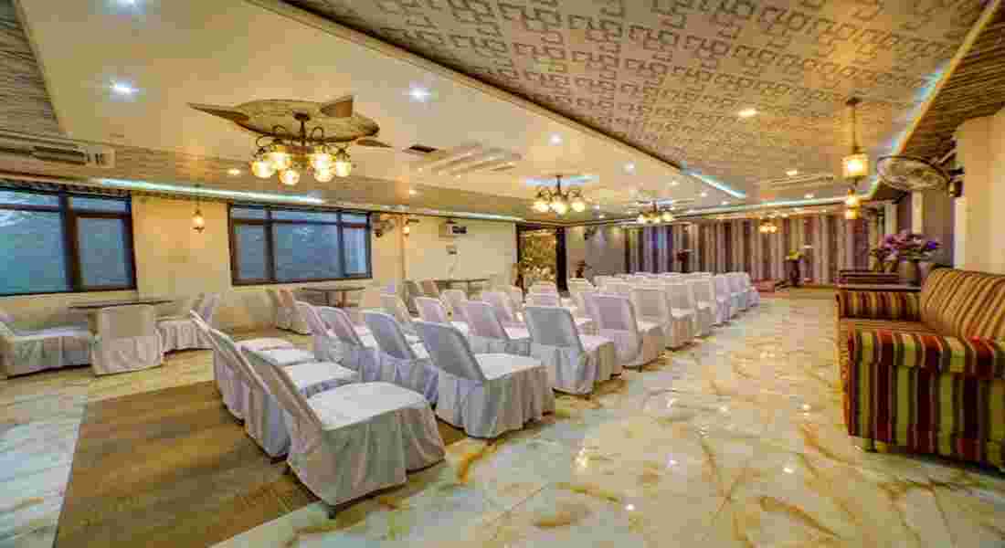 party halls in hazratganj