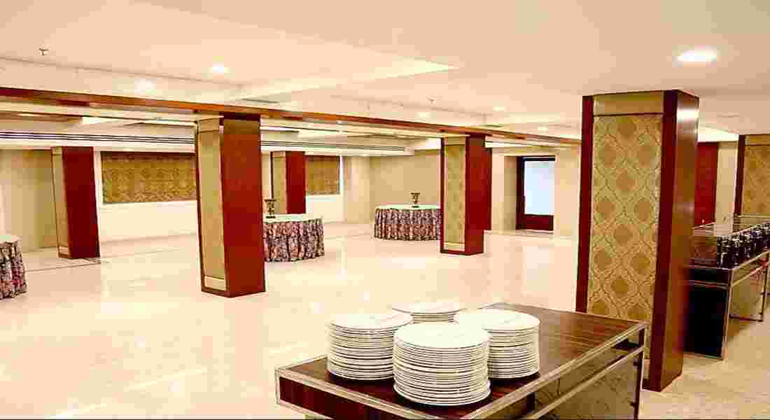 small function halls in gomti nagar