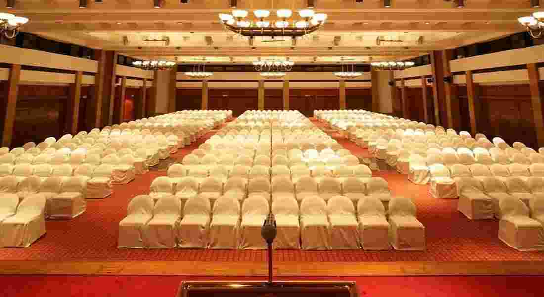 banquet halls in tajganj