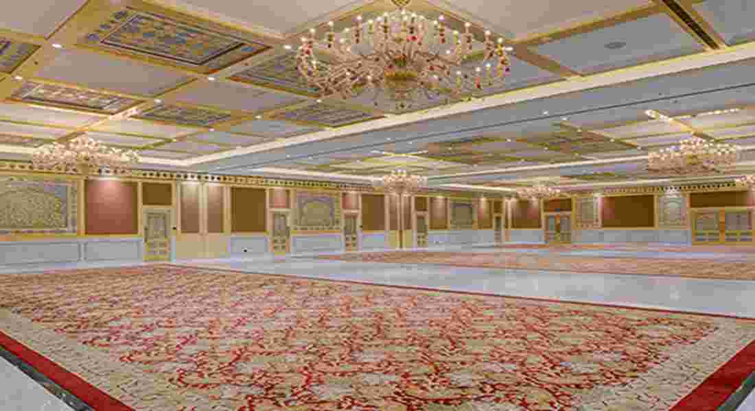 party halls in tajganj