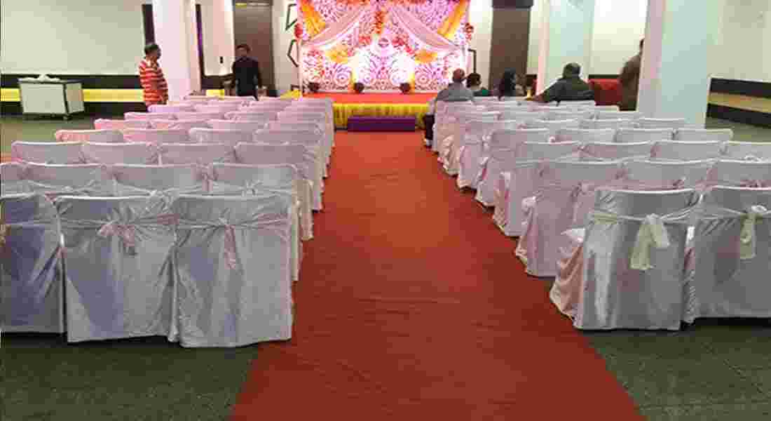 party halls in tajganj