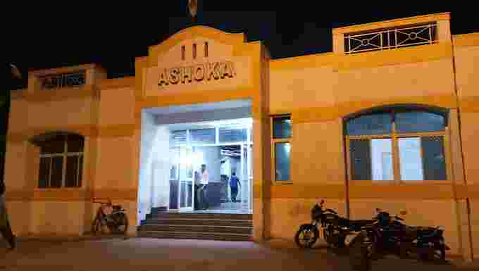 small function halls in mahipalpur