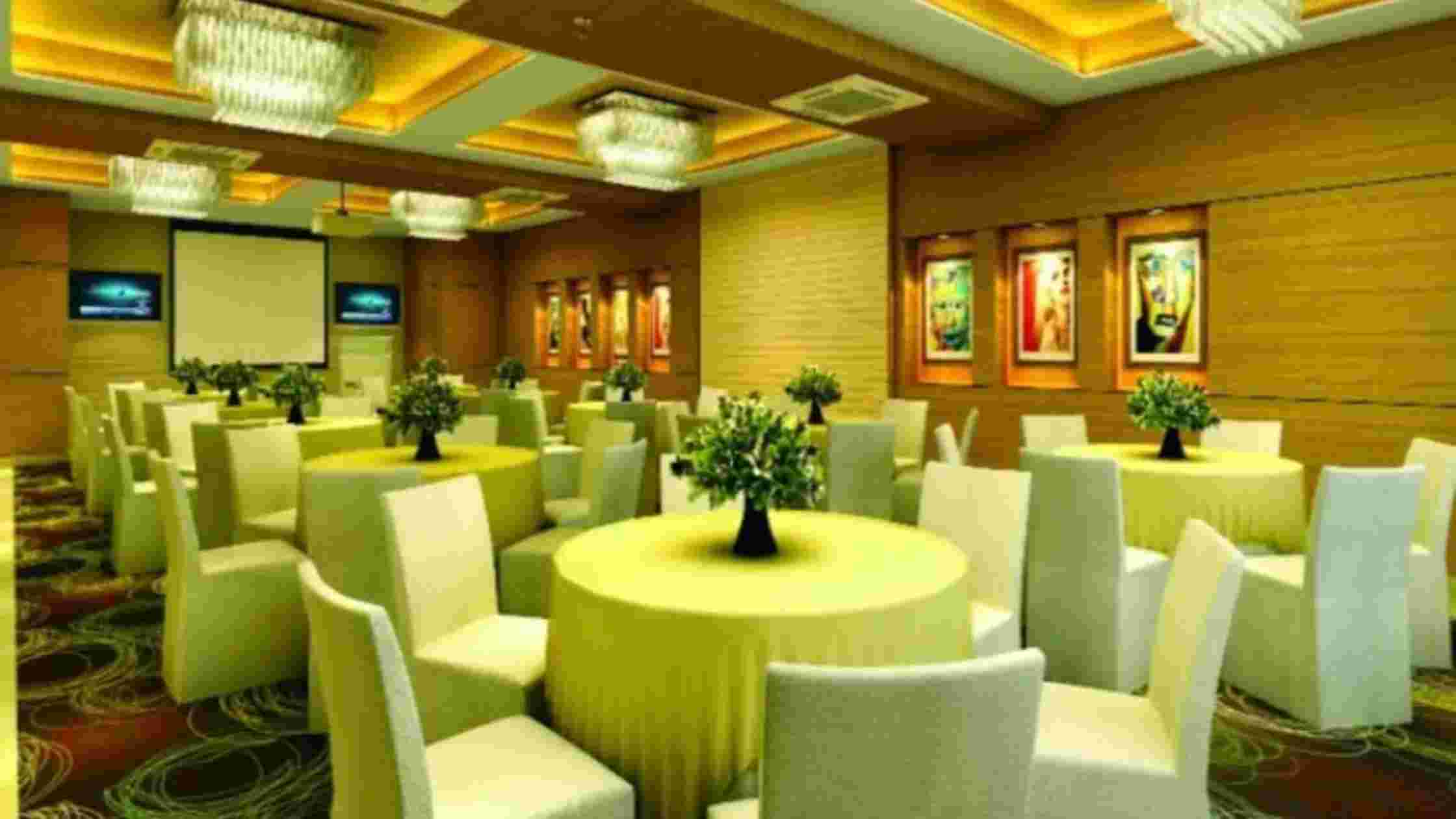 small function halls in aerocity