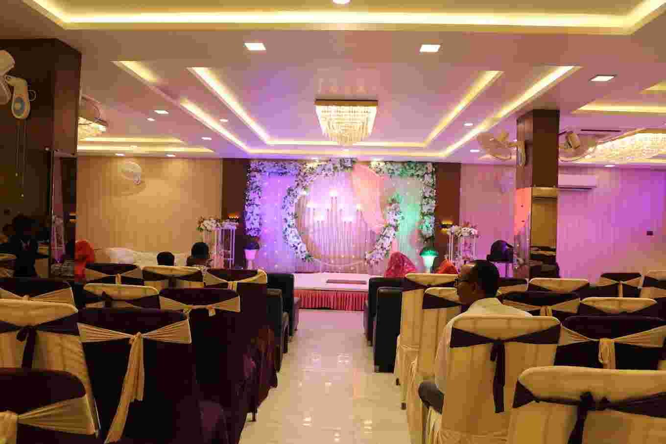 small function halls in kanpur road