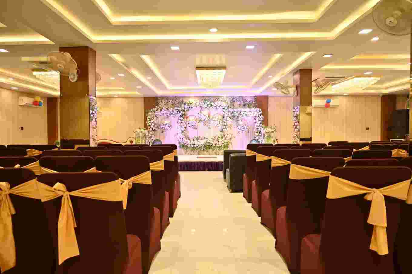 small function halls in kanpur road