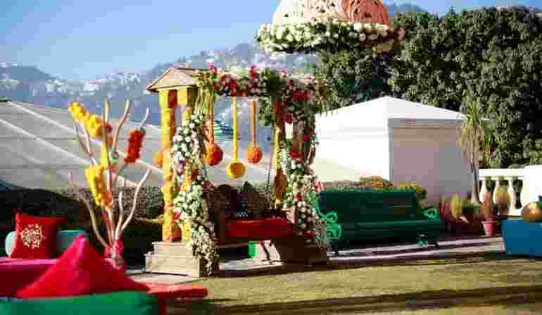 wedding decorators in daryaganj