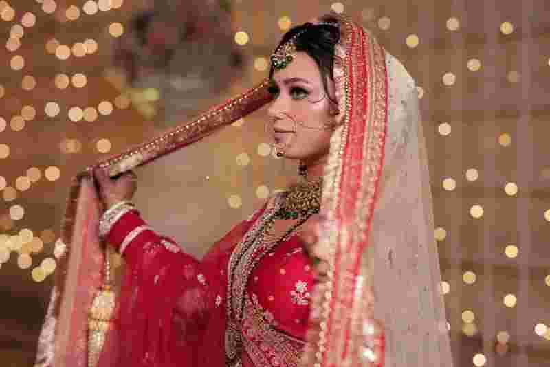 makeup artists in noida