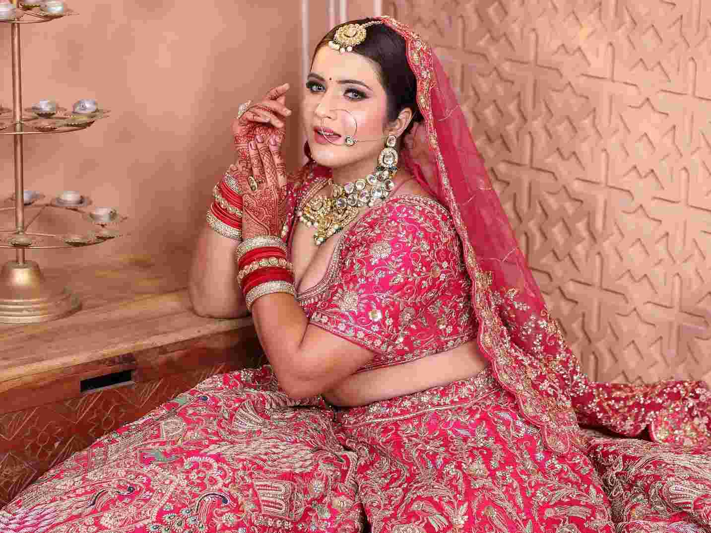 makeup artists in vishnu garden