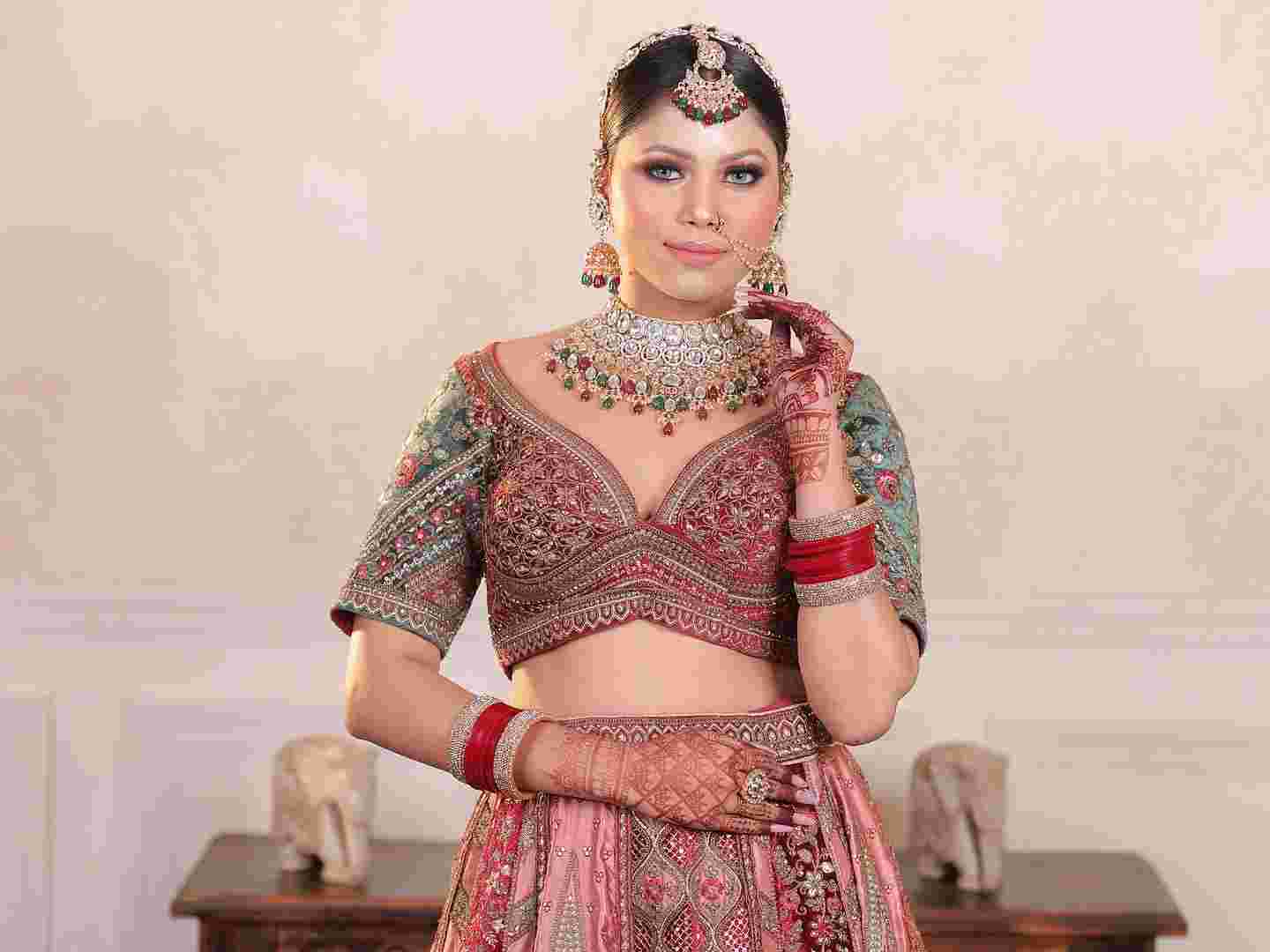 makeup artists in vishnu garden