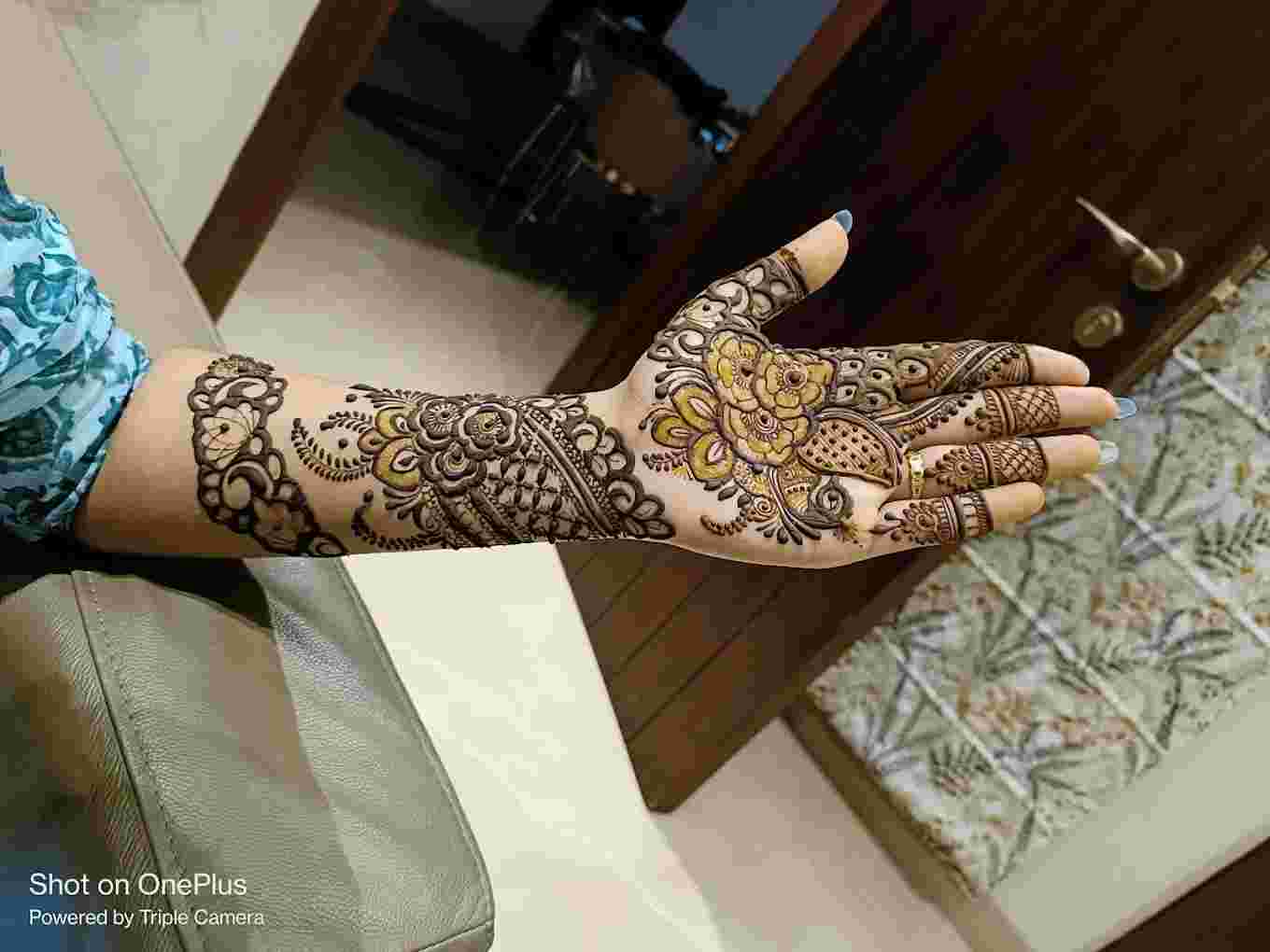 best mehendi artists in kalyan puri