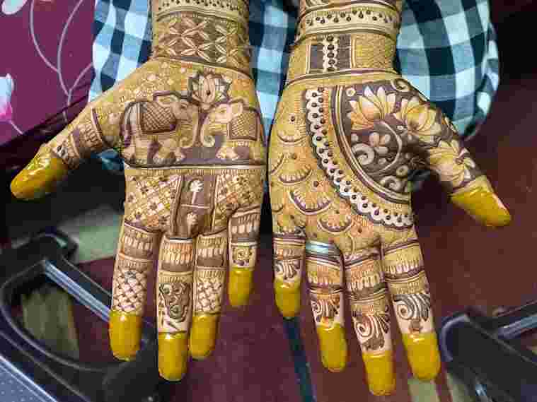 best mehendi artists in narela