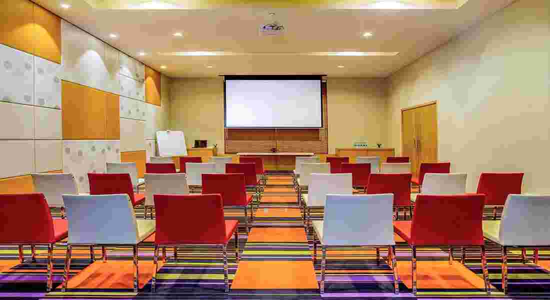 ibis Hotel DLF Phase 5