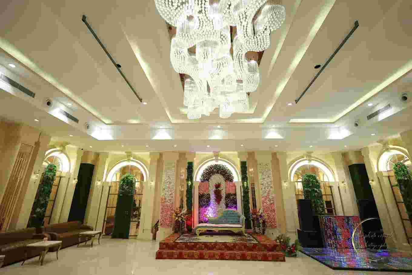 EVORA - Banquet & Hotel