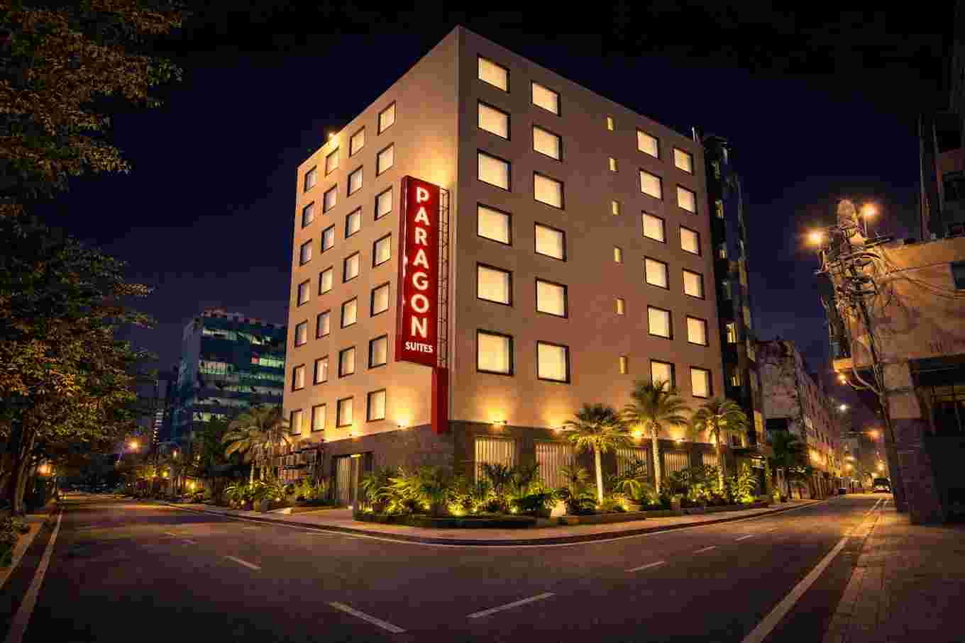 Hotel Paragon Suites