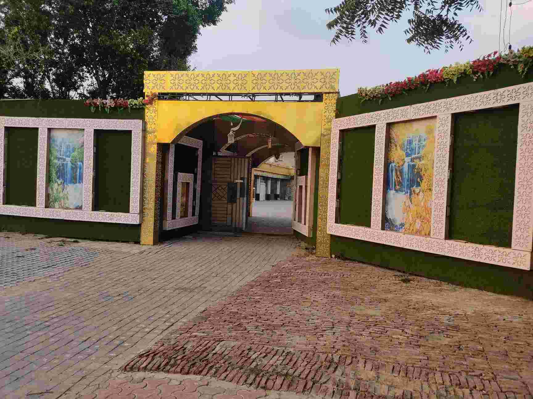 The Royal Farm House