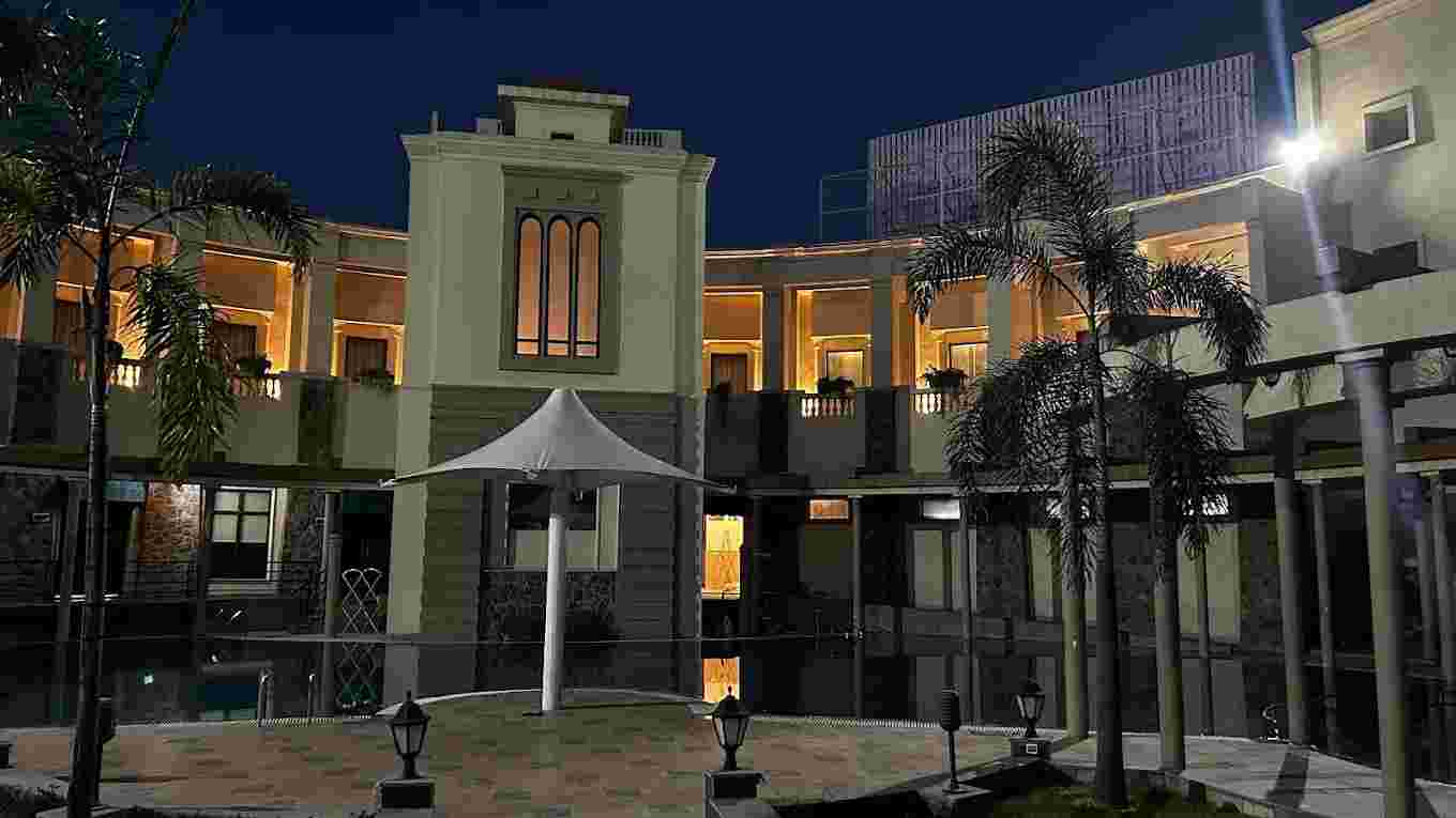 The Stellar Gymkhana