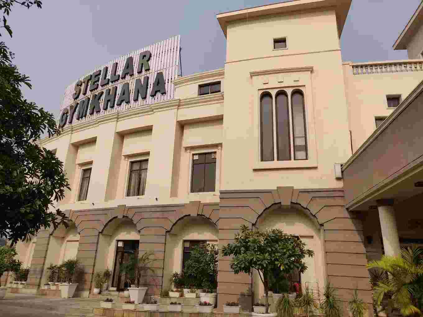 The Stellar Gymkhana