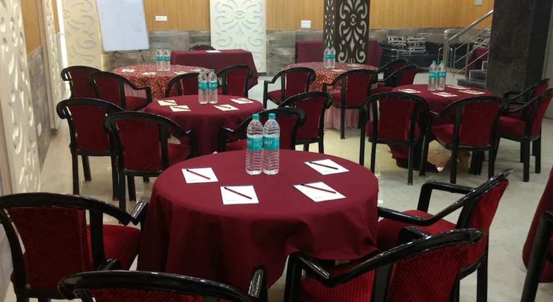 5 star wedding hotels in daryaganj