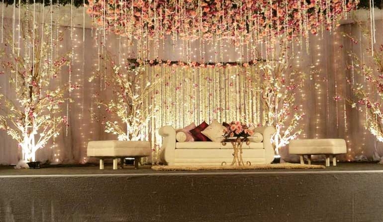 best decorators in palam