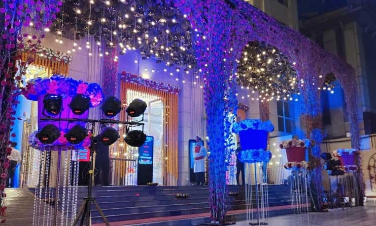 party halls in Moti Nagar