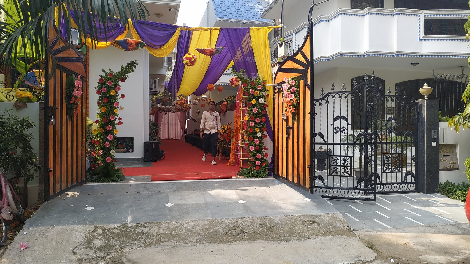 best decorators in shahdara