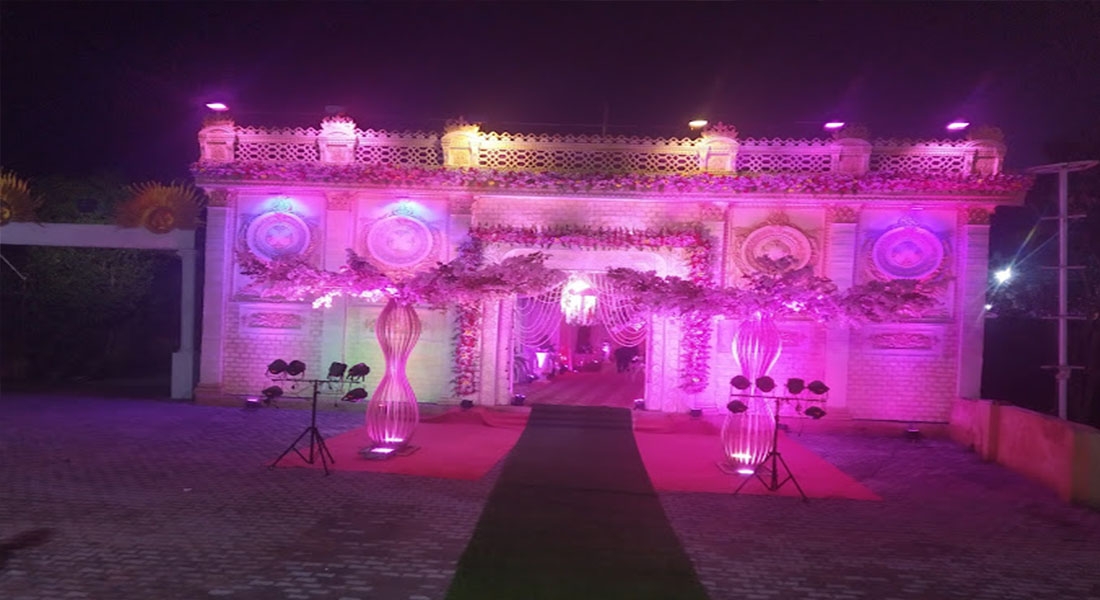 banquet halls in mathura road