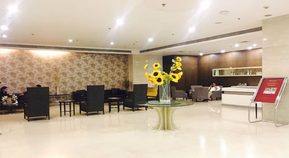 banquet halls in mathura road