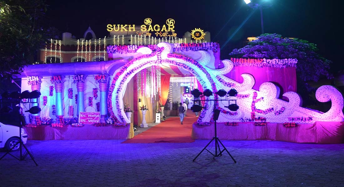 party halls in pandav nagar