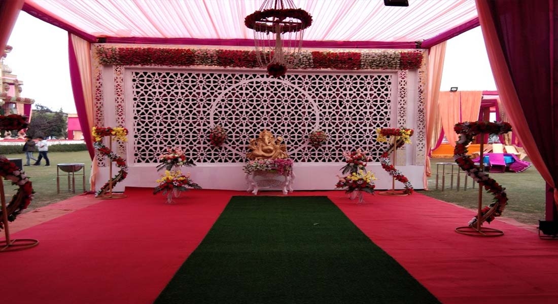 banquet halls in mathura road