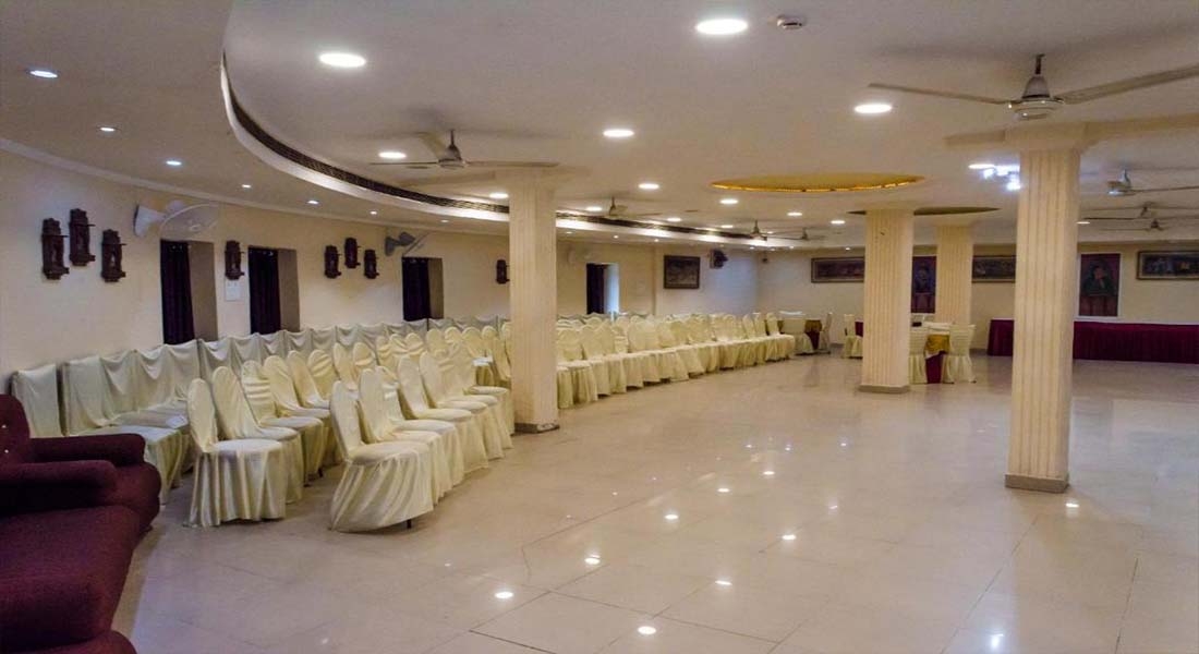 banquet halls in aminabad