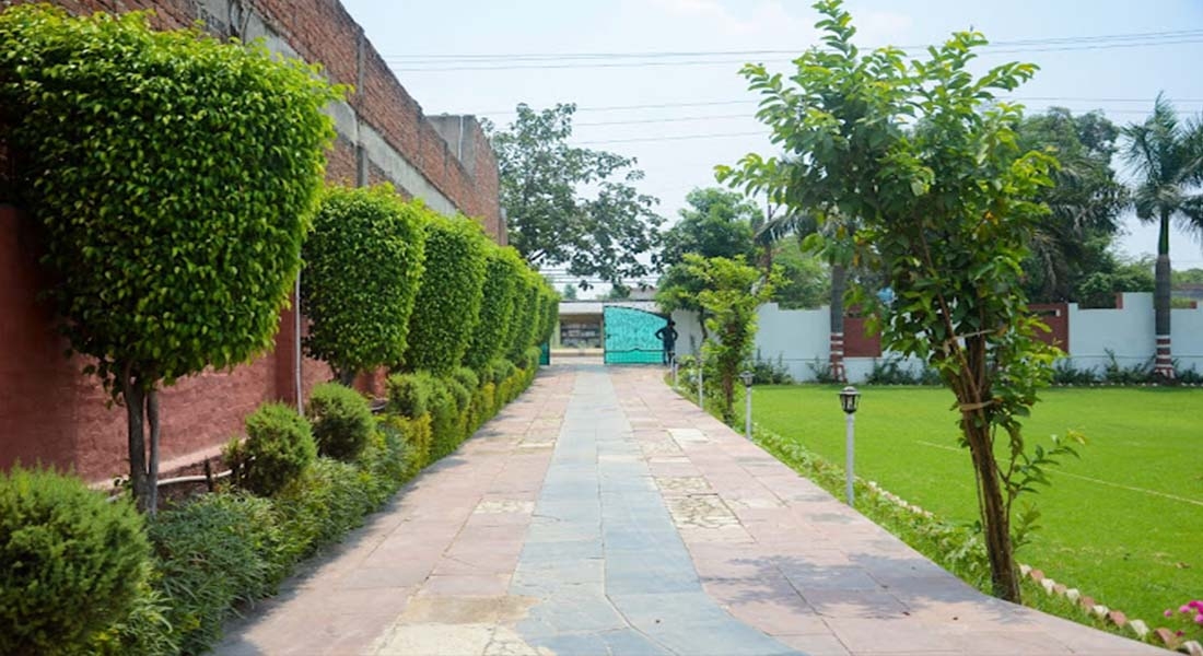 marriage gardens in kursi road