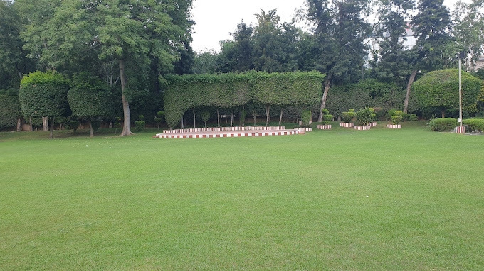 marriage gardens in punjabi bagh