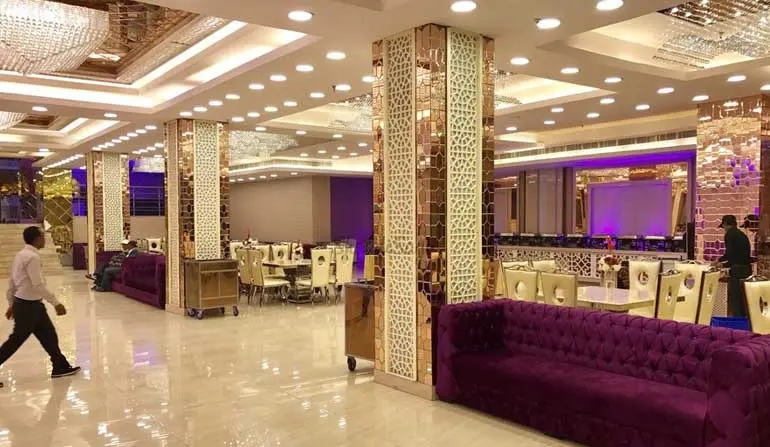 banquet halls in gt karnal road