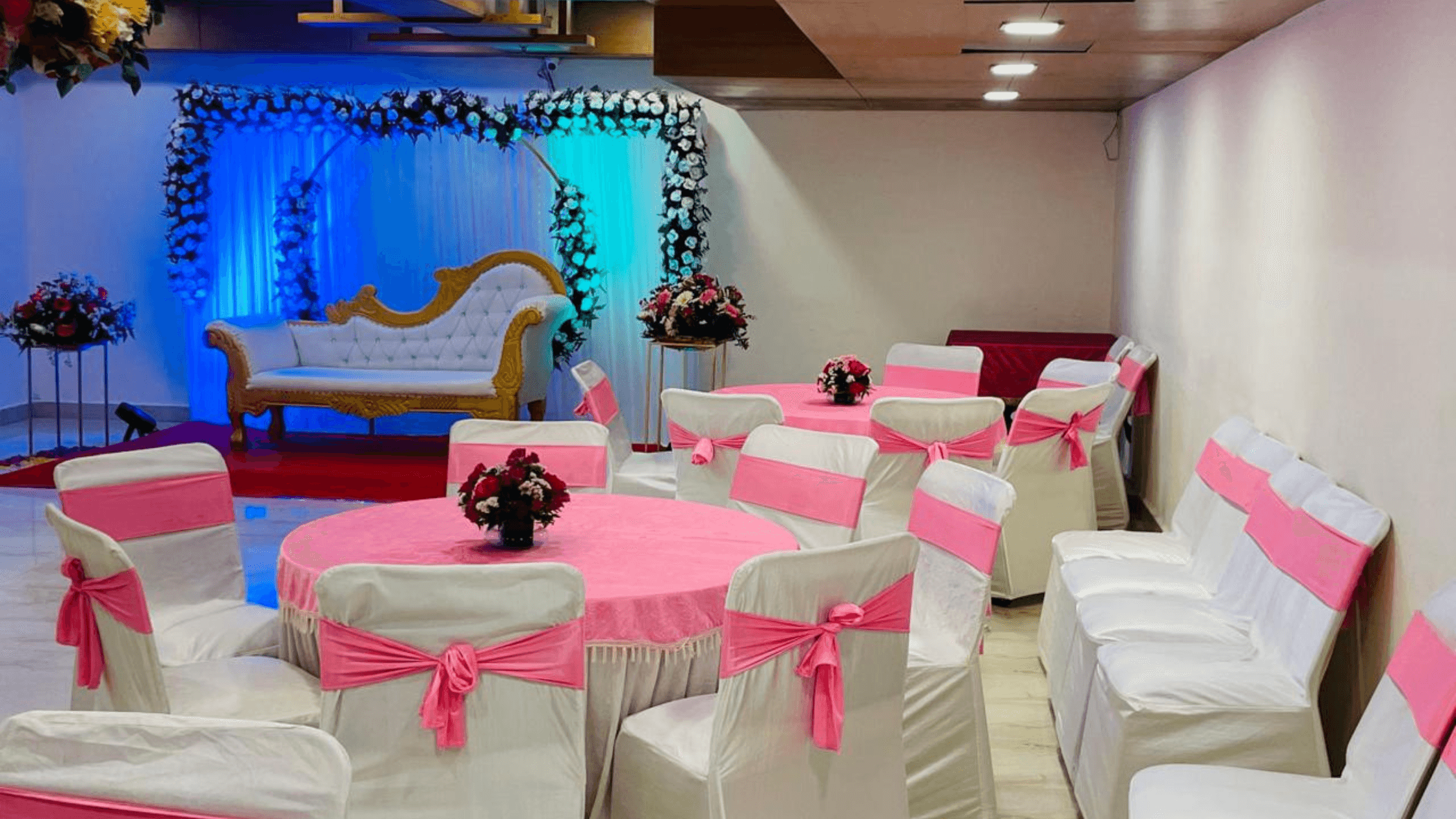 small function halls in chanakyapuri