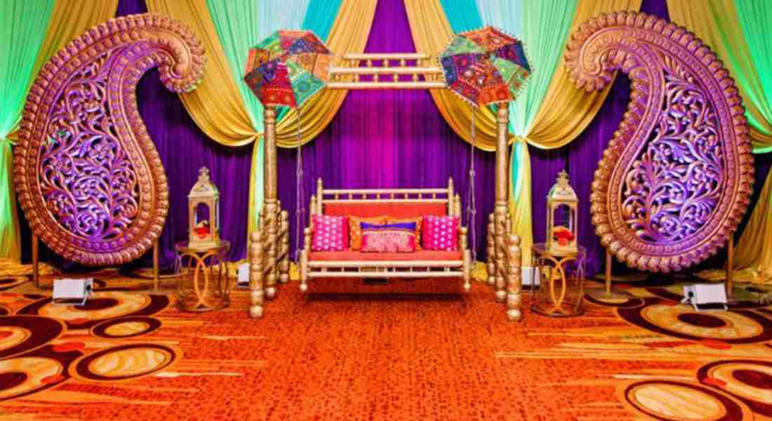 party-halls in chattarpur