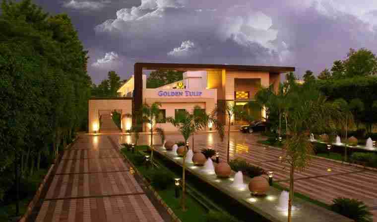 destination-weddings in chattarpur