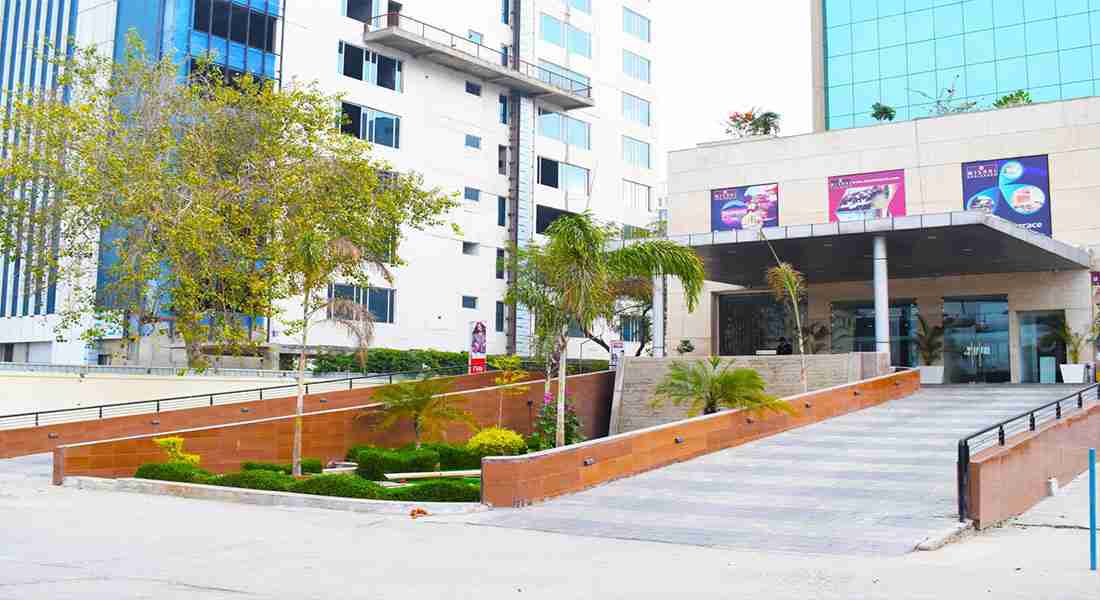 banquet-halls in mathura-road